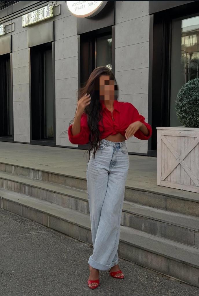 614704292: Chica busca chico en Lérida