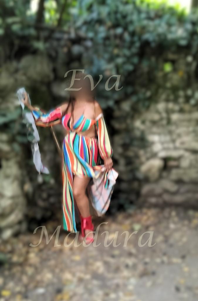 651500224: Chica busca chico en Sevilla