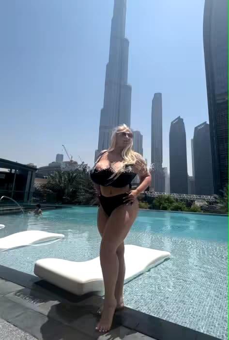 614257030: Chica busca chico en Barcelona