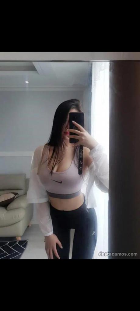 Chica busca chico en Huelva: 