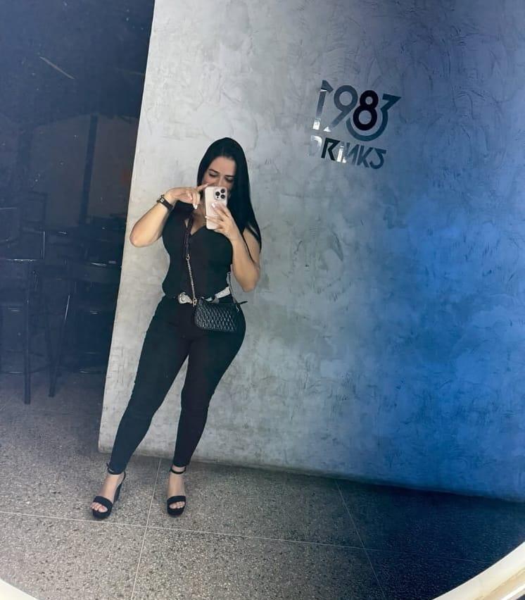 625737181: Chica busca chico en Pontevedra