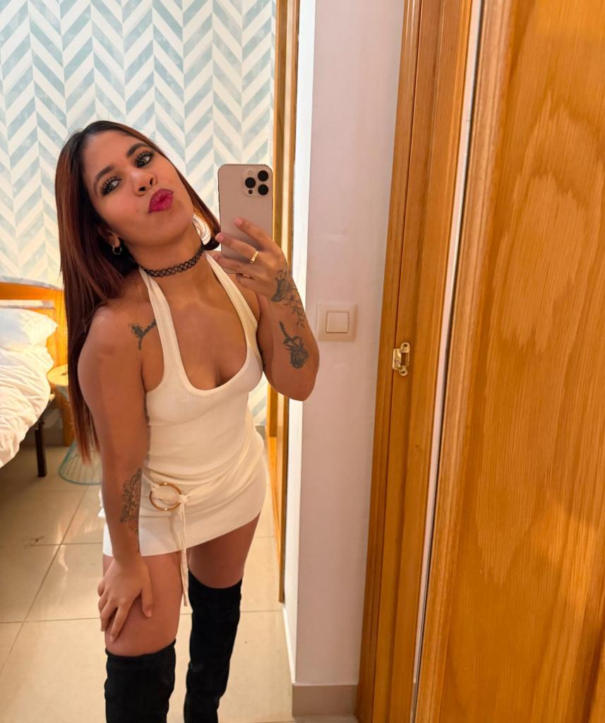 627690265: Chica busca chico en Málaga