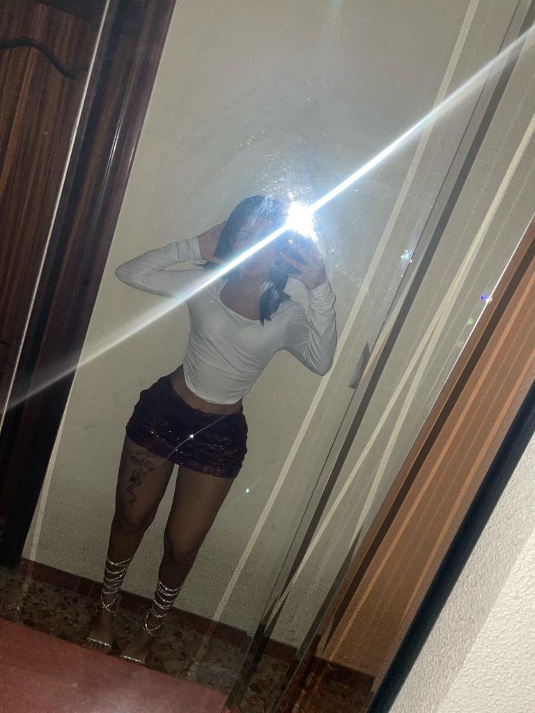 Chica busca chico en Alicante: 