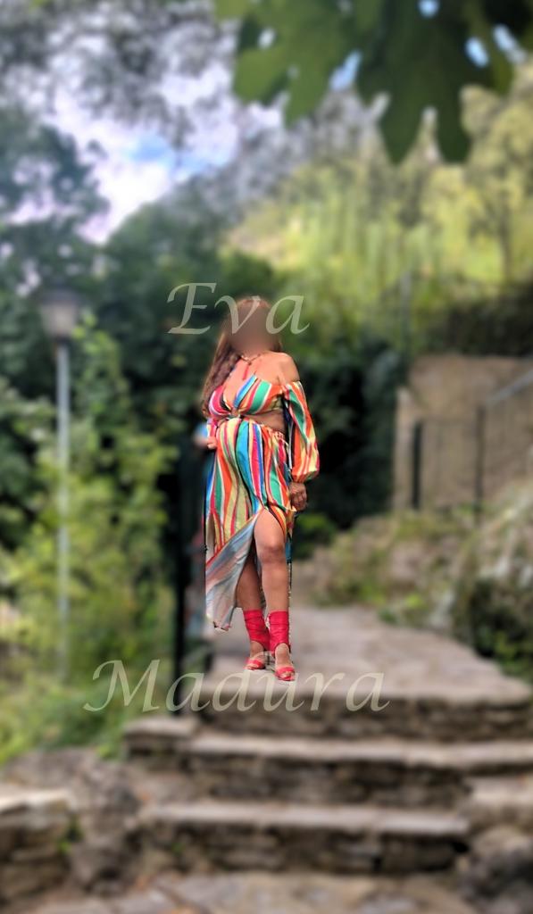 Chica busca chico en Sevilla: 