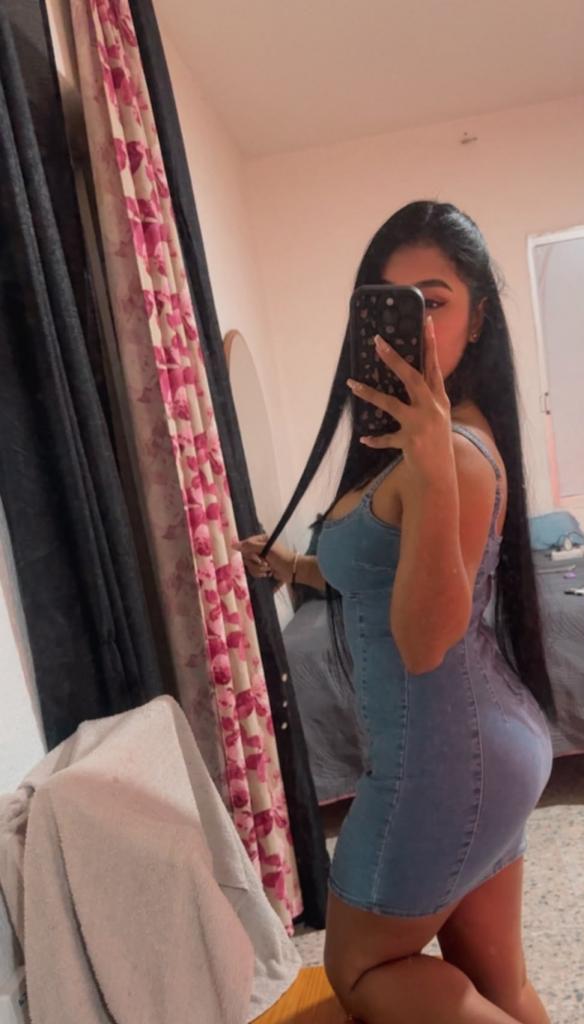 Chica busca chico en Huelva: 