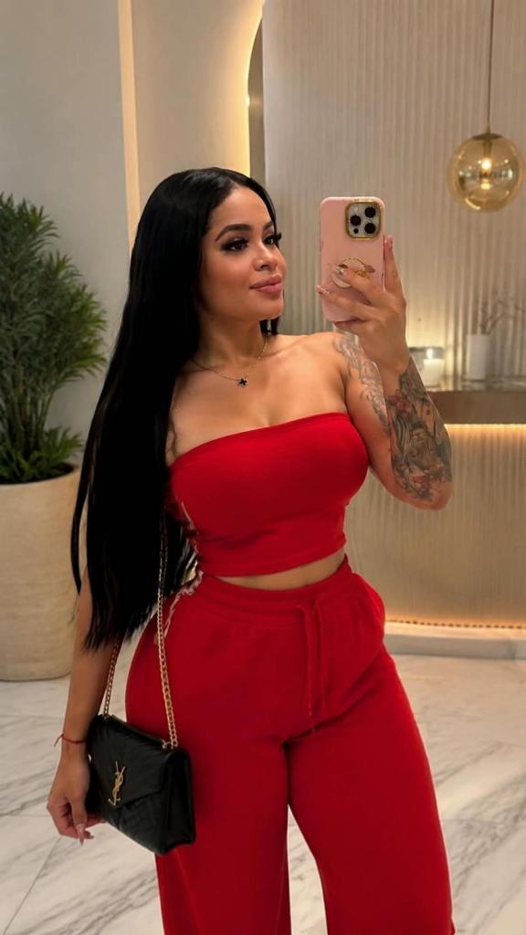647299043: Chica busca chico en León