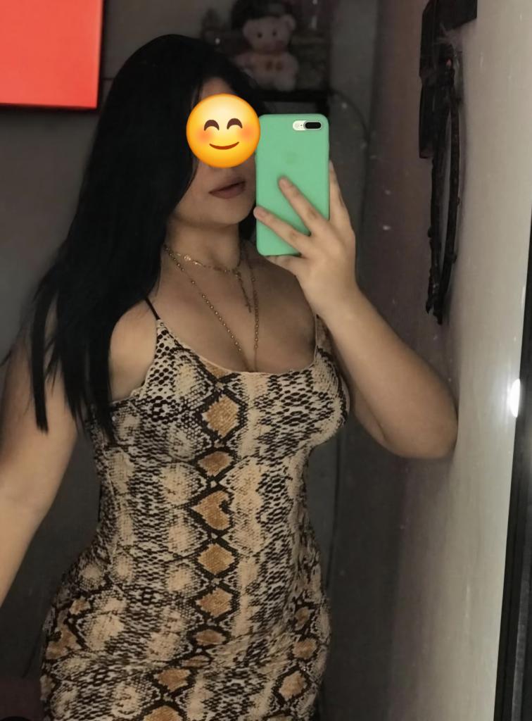 Chica busca chico en Tenerife: 