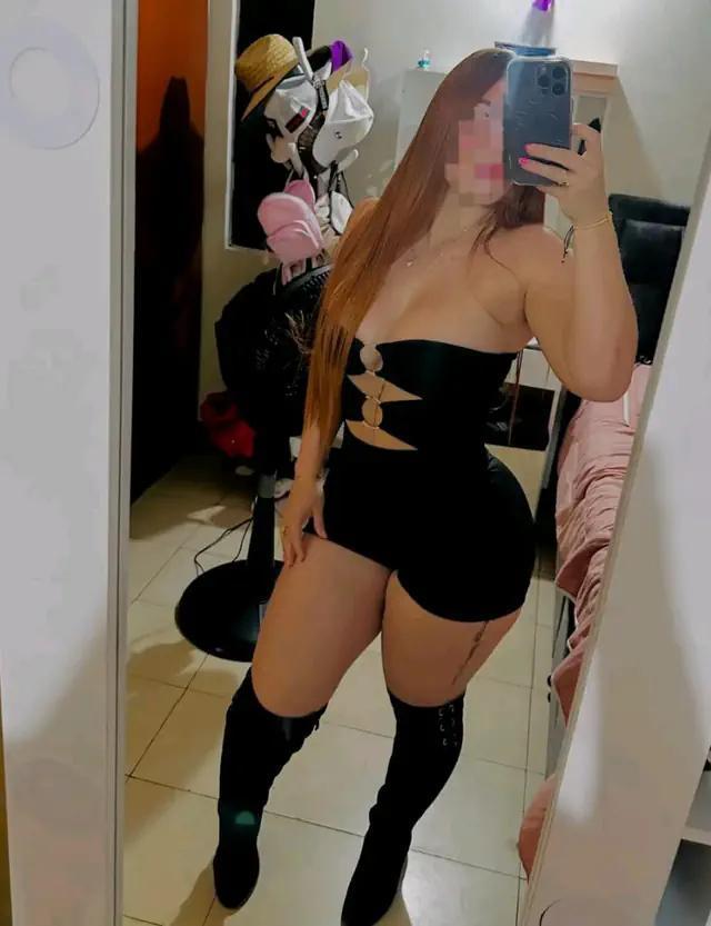 Chica busca chico en Granada: 