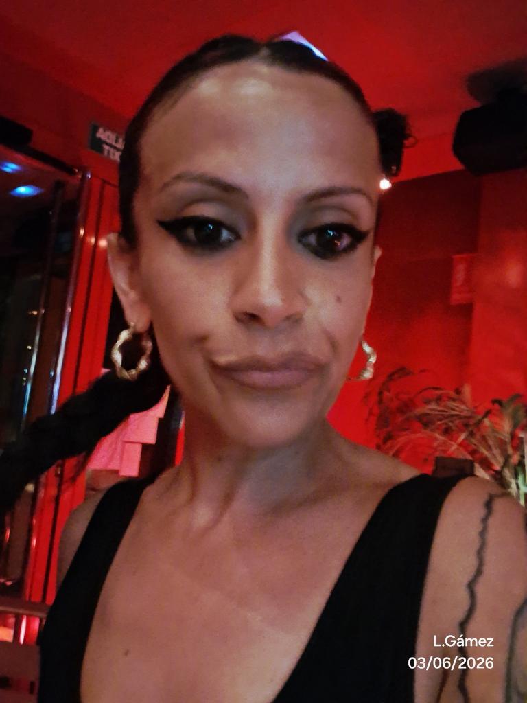 Chica busca chico en Almería: 