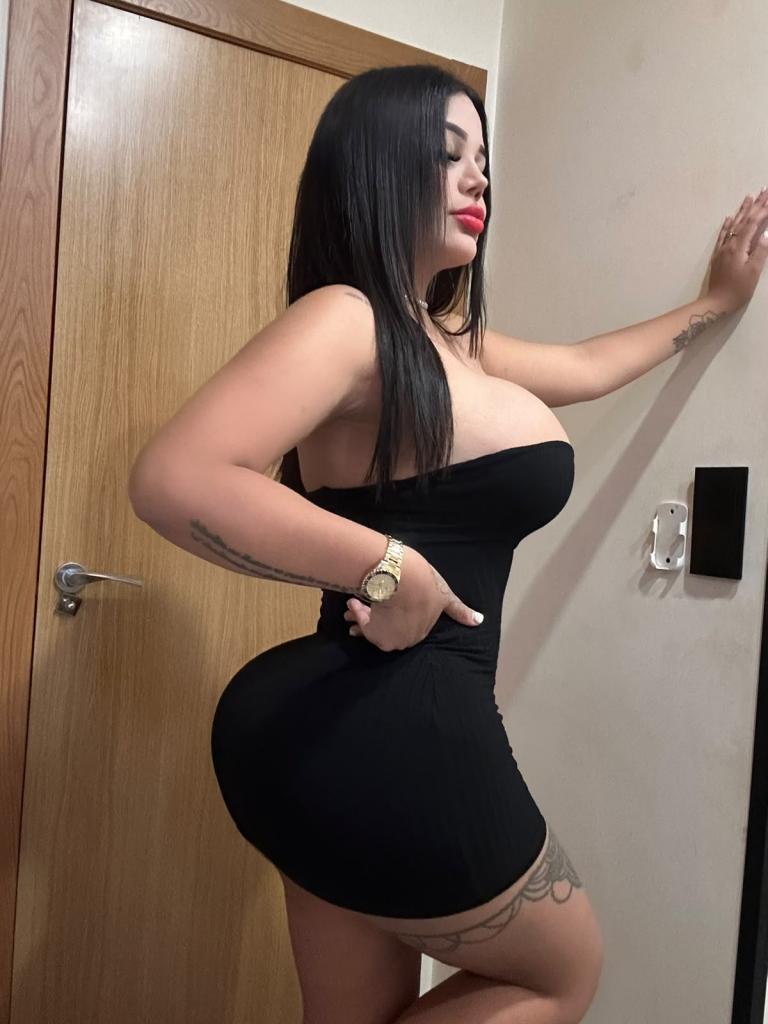 Chica busca chico en Valencia: Chica busca chico