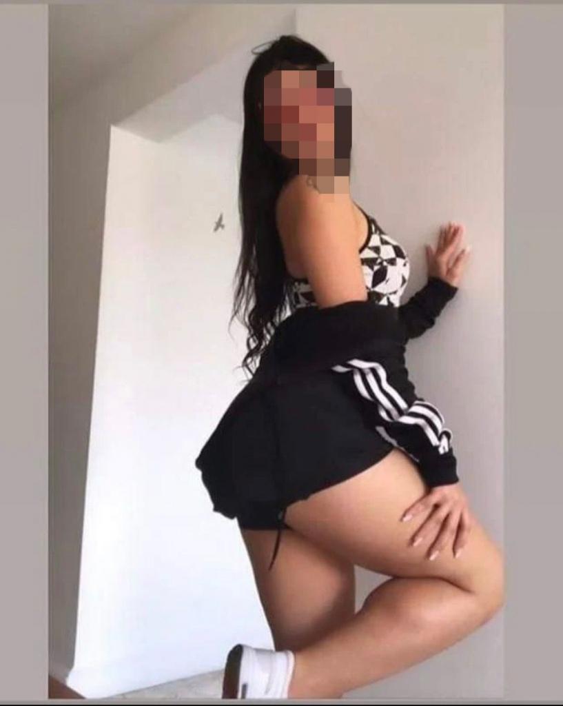 Chica busca chico en Sevilla: 