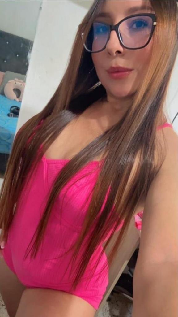 Chica busca chico en Cádiz: 