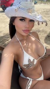 637556179: Chica busca chico en Madrid