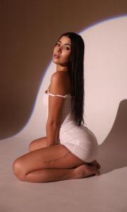 662377335: Chica busca chico en Málaga