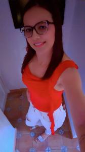 722458787: Chica busca chico en Gerona