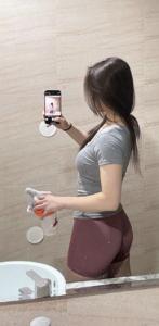 697225117: Chica busca chico en Valencia