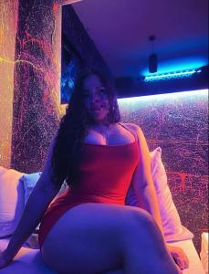 674438631: Chica busca chico en Alicante