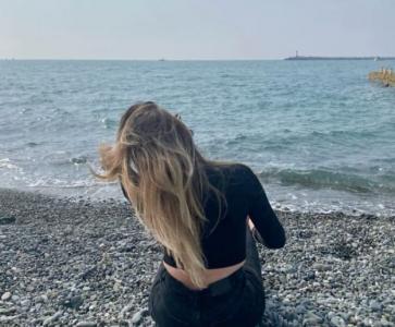 684726337: Chica busca chico en Huelva