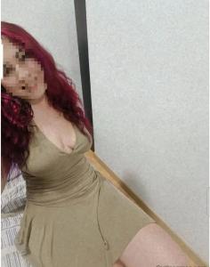 610889470: Chica busca chico en Valencia