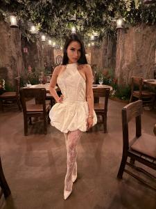 745068771: Chica busca chico en Zaragoza