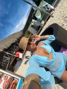 646836884: Chica busca chico en Lugo
