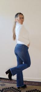 658921773: Chica busca chico en Pontevedra