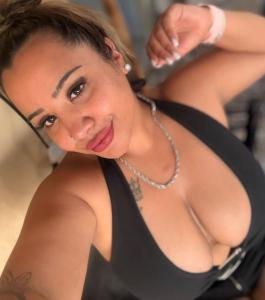 615291596: Chica busca chico en Málaga