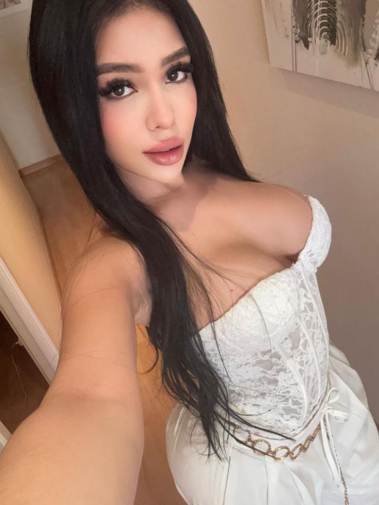 Chica busca chico en Zaragoza: Chica busca chico