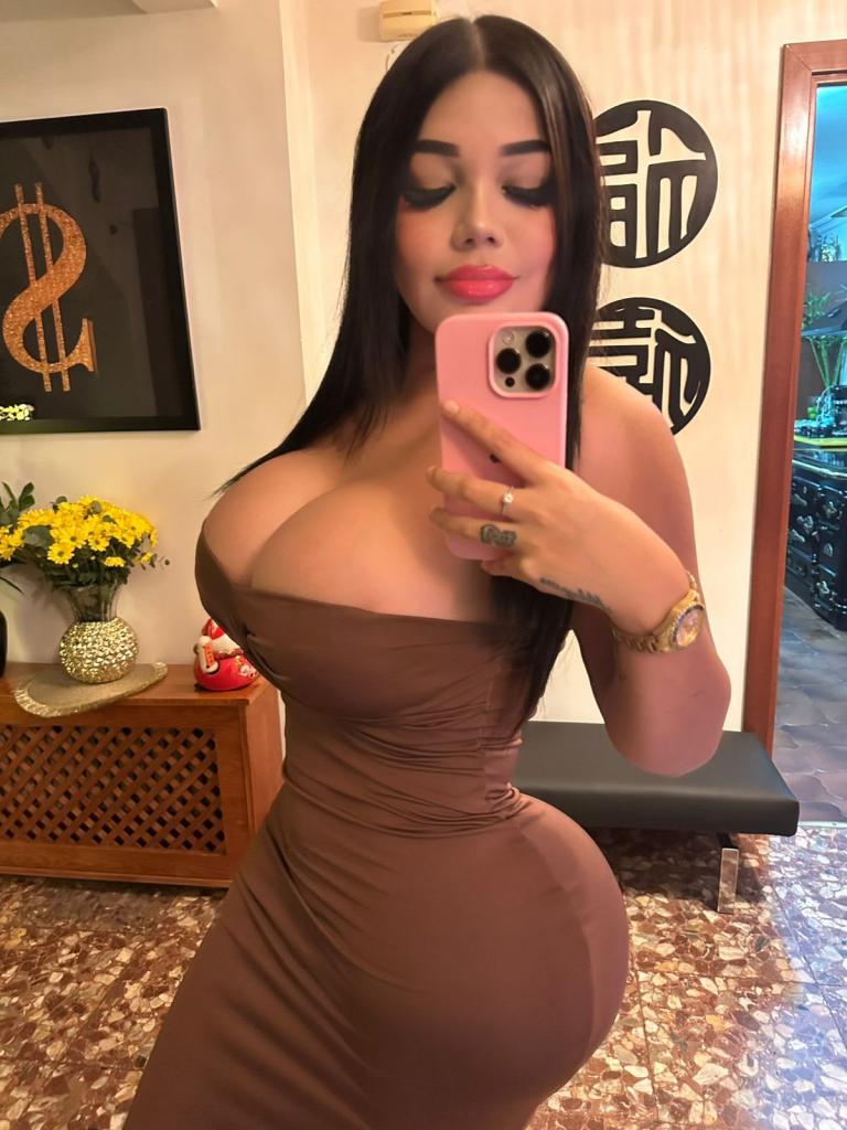Chica busca chico en Valencia: Chica busca chico