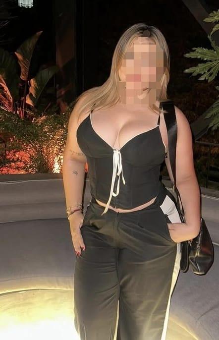 Chica busca chico en Cantabria: Chica busca chico