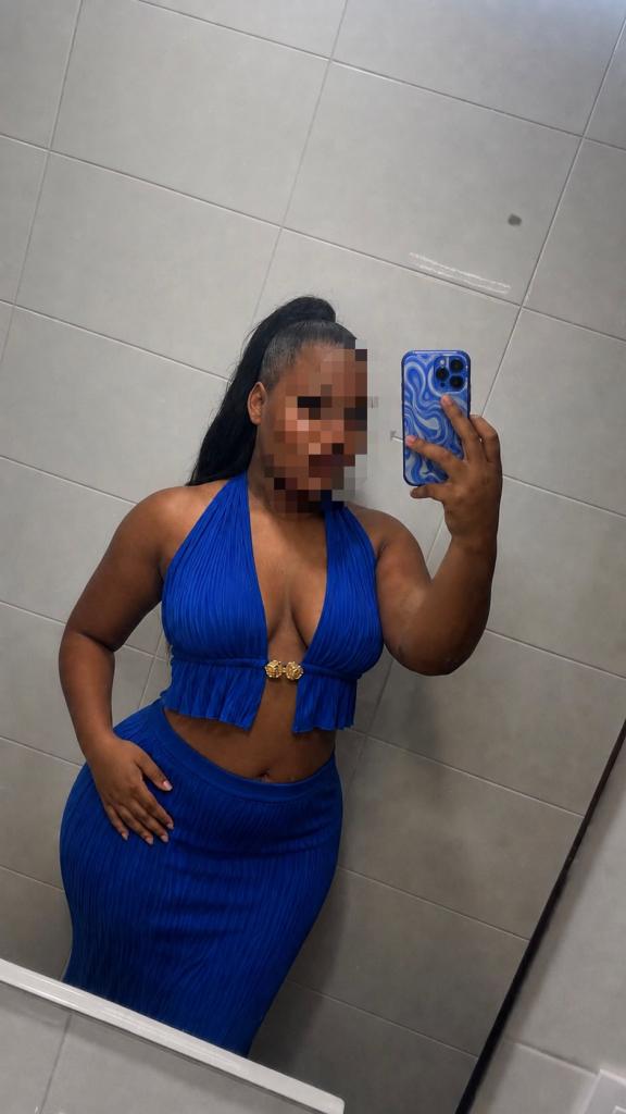 Chica busca chico en Cádiz: 