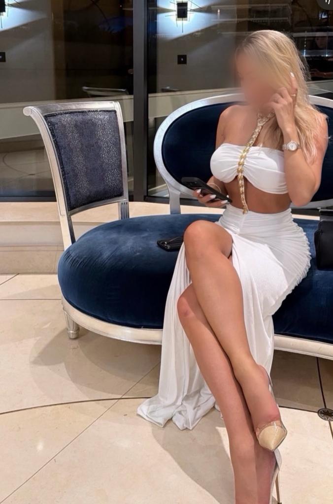 Chica busca chico en Tenerife: 