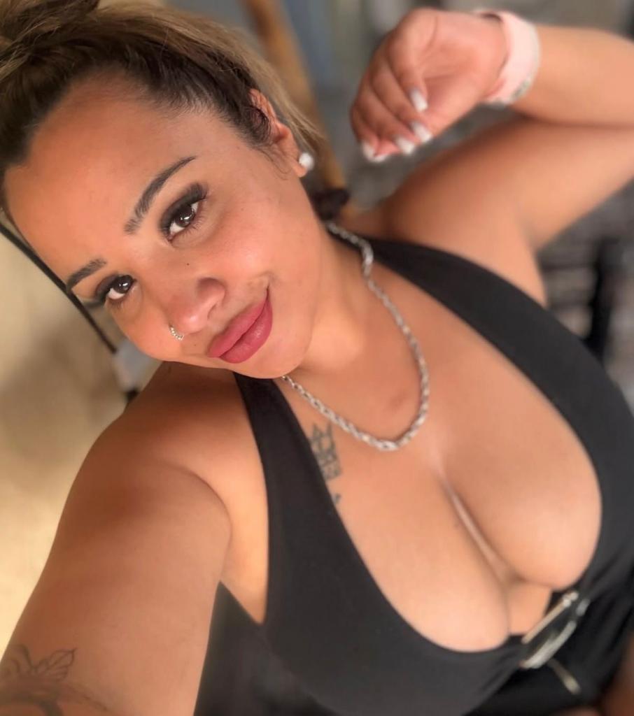 615291596: Chica busca chico en Málaga