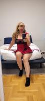 611820118: Chica busca chico en Barcelona