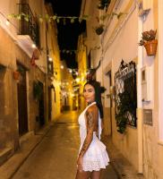 647720453: Chica busca chico en Alicante