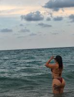 658224484: Chica busca chico en Madrid
