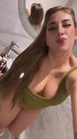 613391124: Chica busca chico en Barcelona