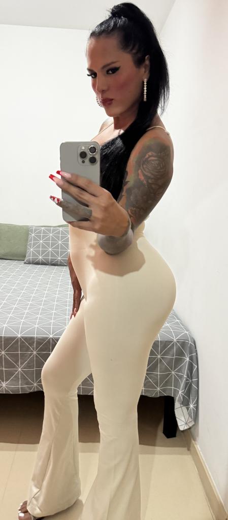 Transexual en Tarragona: Transexuales y Travestis