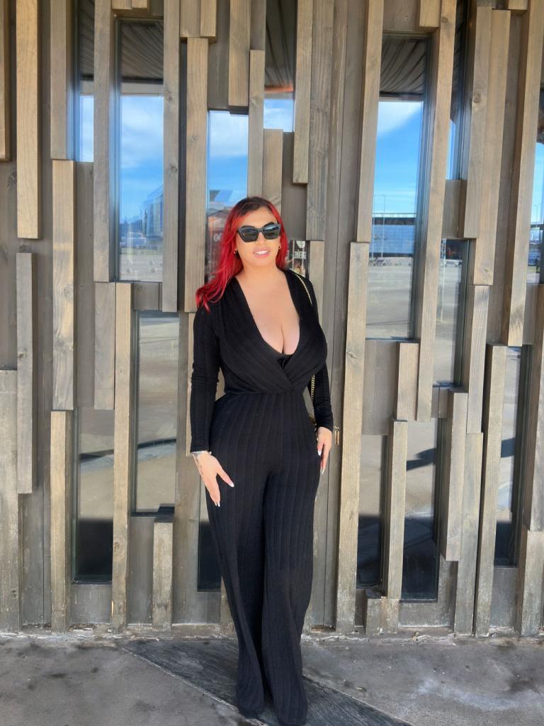 677329355: Transexual en Asturias