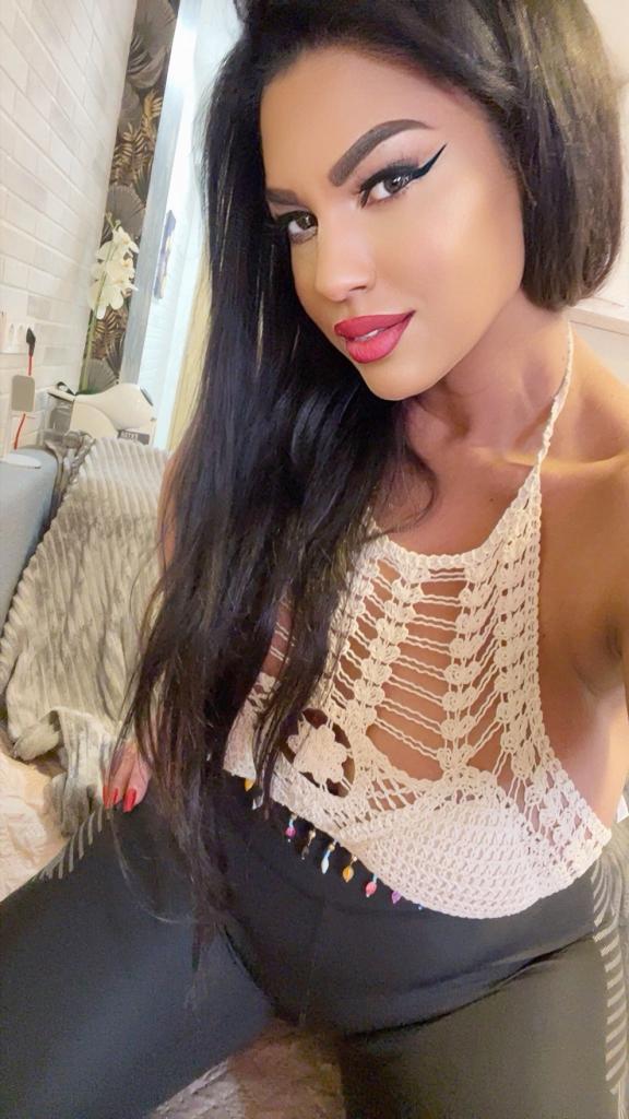 Transexual en Alicante: Transexuales y Travestis