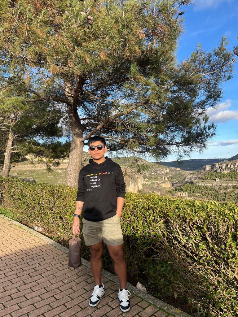 Chico busca chica en Cuenca: 