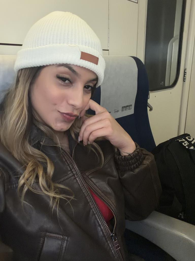 613847218: Chica busca chico en Alicante