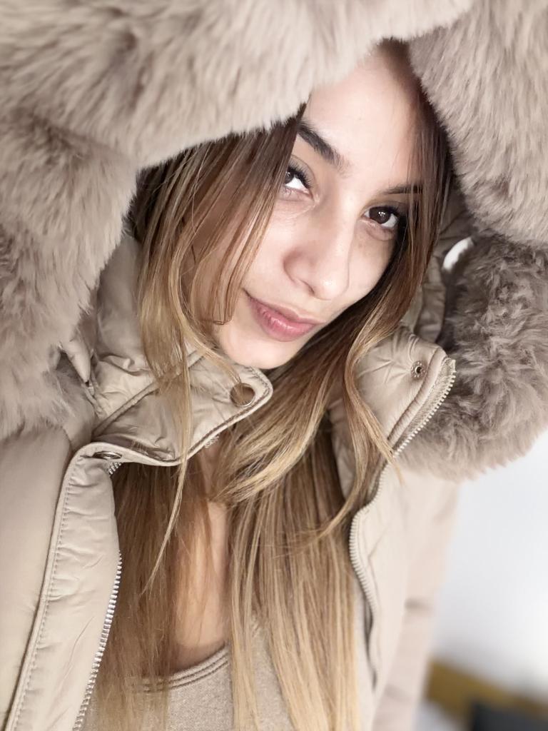 613847218: Chica busca chico en Alicante