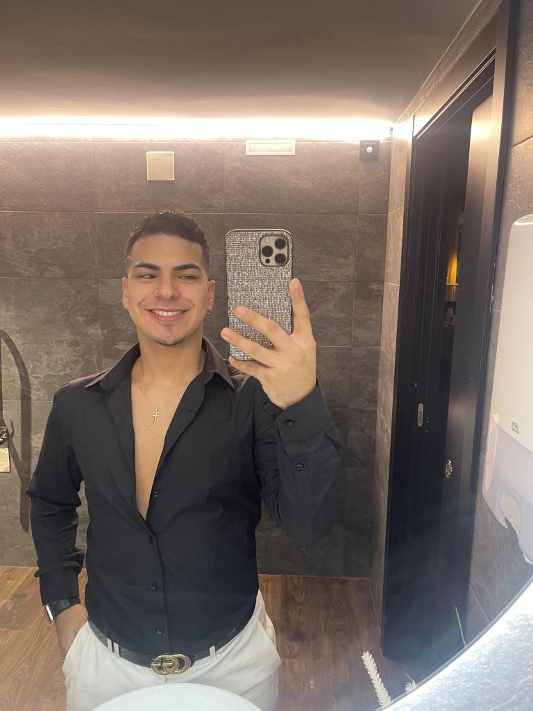 Chico busca chica en La Coruña: 