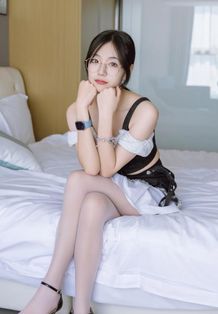 637781915: Chica busca chico en Barcelona