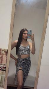 672592955: Transexual en La Coruña