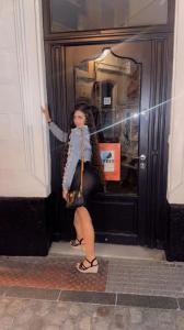 667754825: Chica busca chico en Sevilla