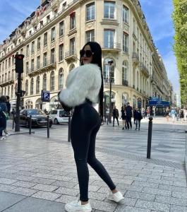 691802999: Chica busca chico en León