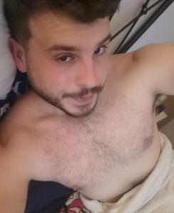 665058018: Chico busca chica en Murcia