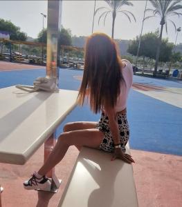 685826611: Chica busca chico en Las Palmas